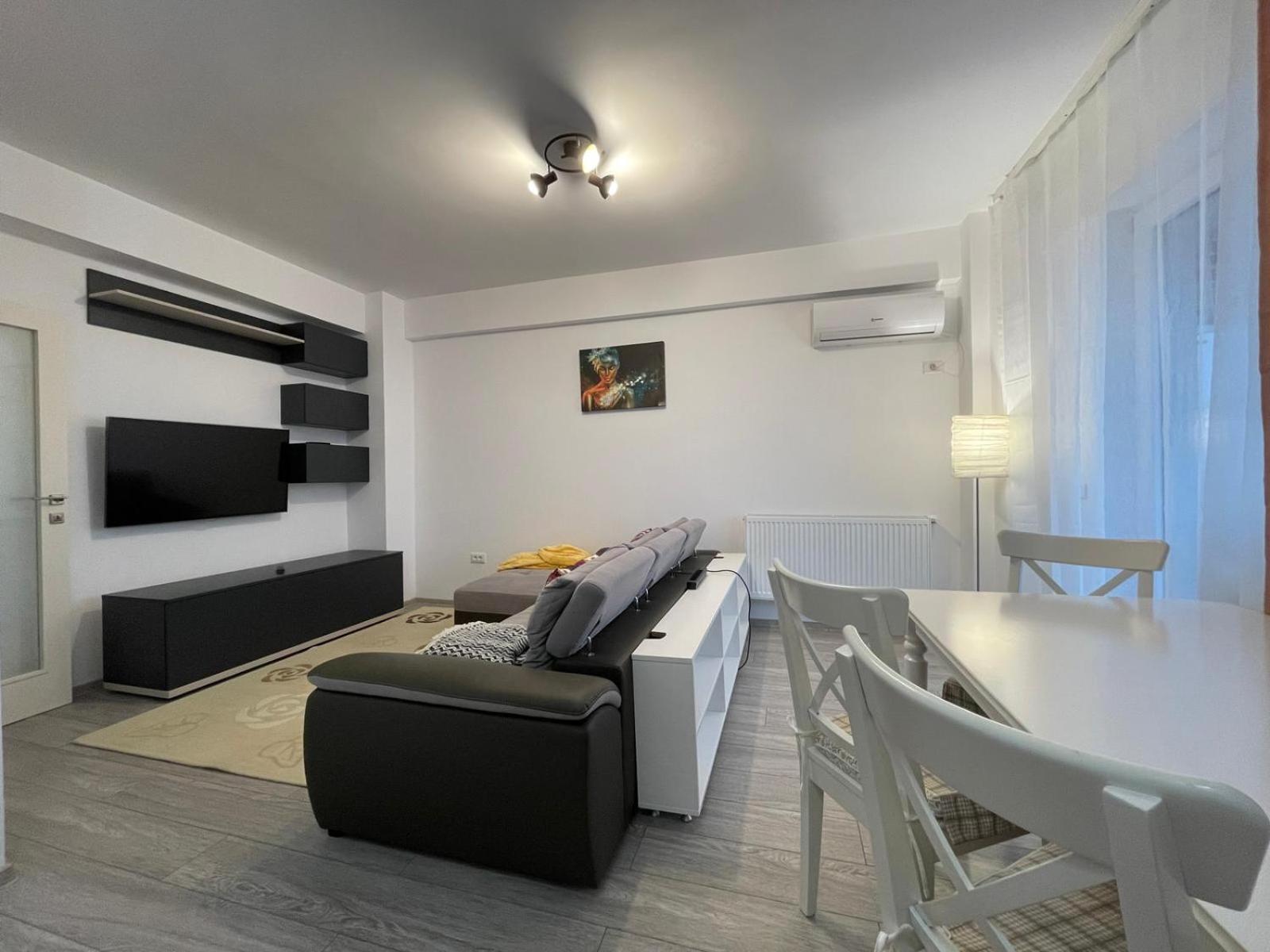 Palas Retreat - Q Residence Iasi Extérieur photo