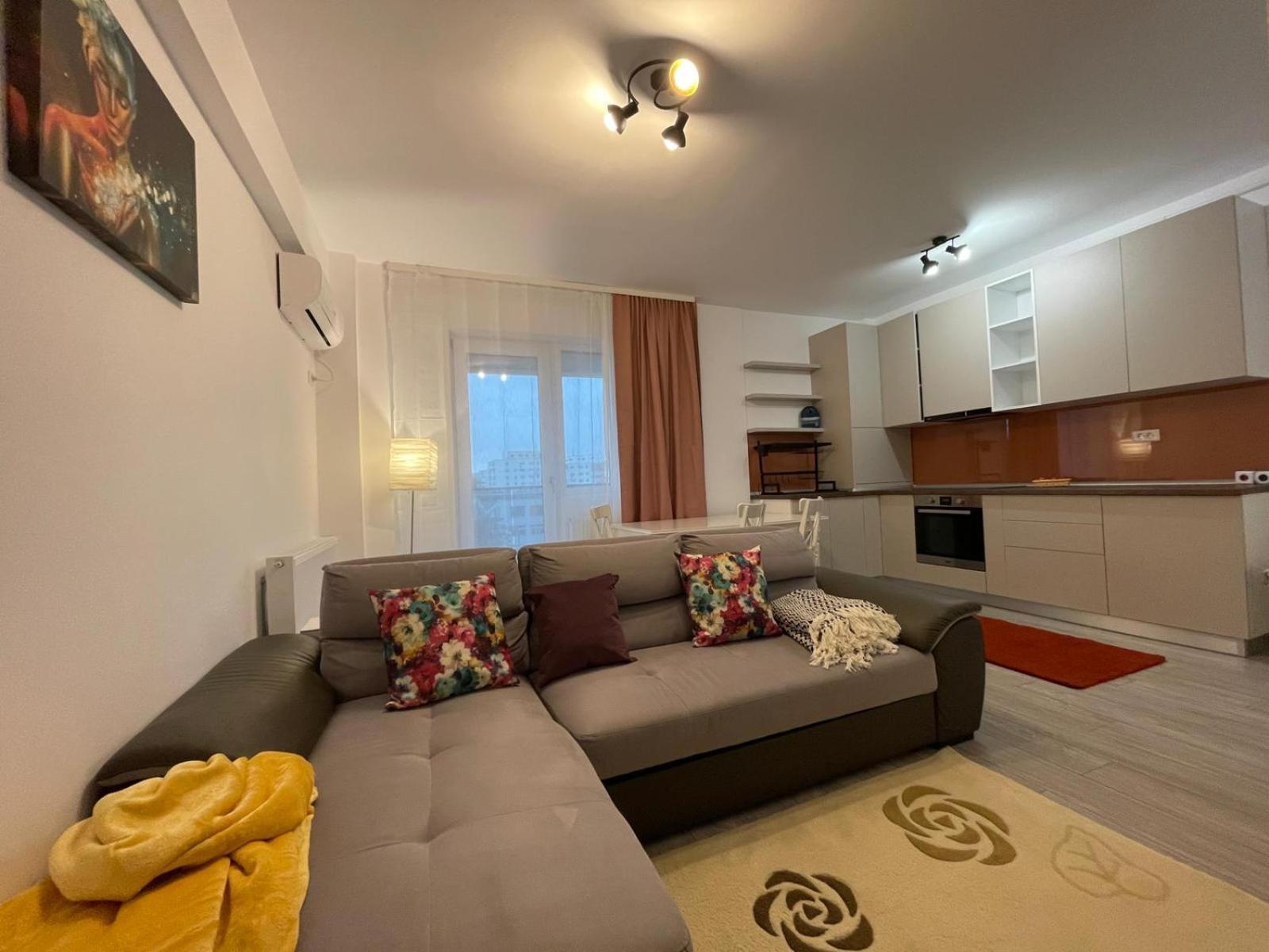 Palas Retreat - Q Residence Iasi Extérieur photo