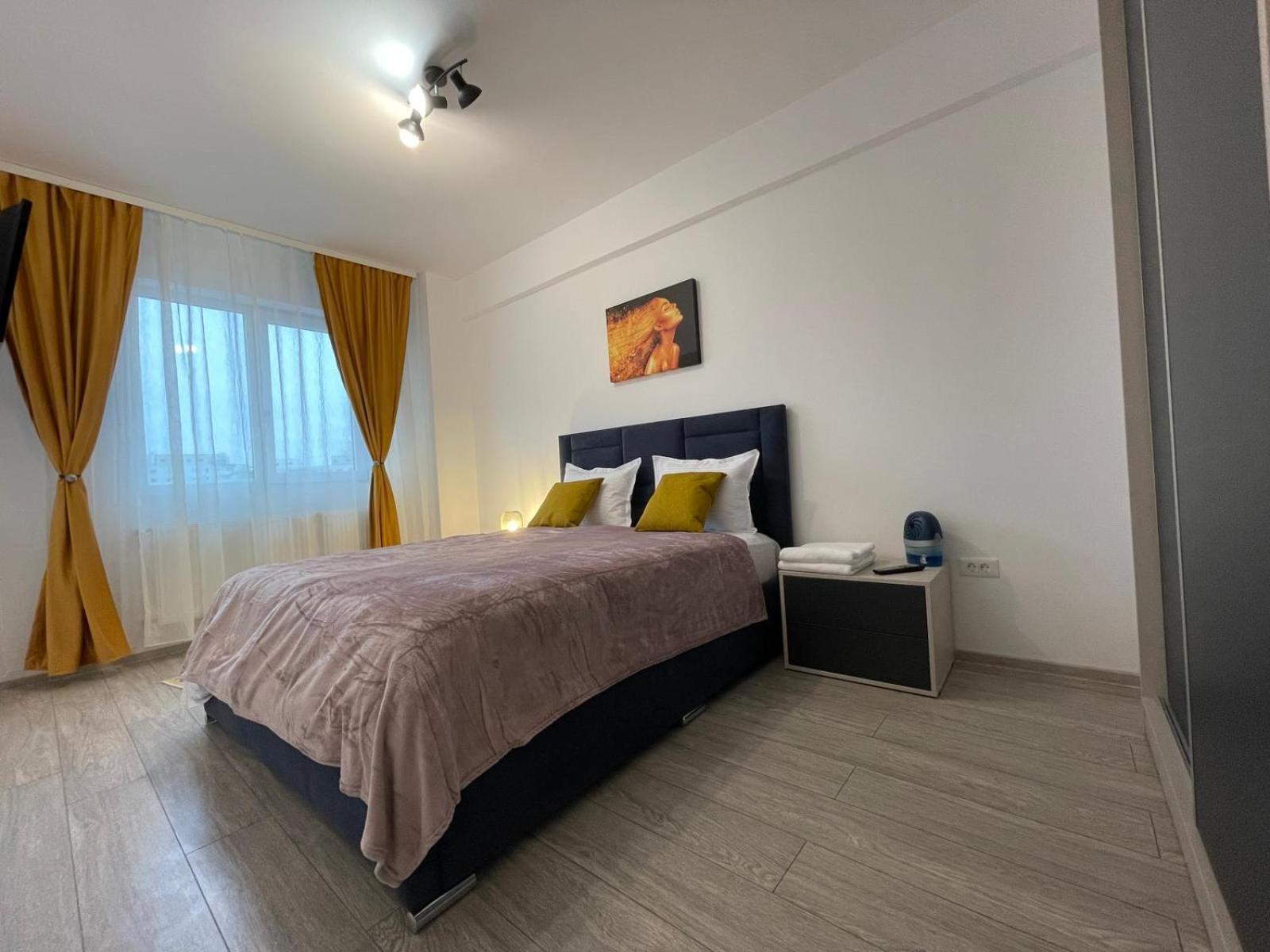 Palas Retreat - Q Residence Iasi Extérieur photo
